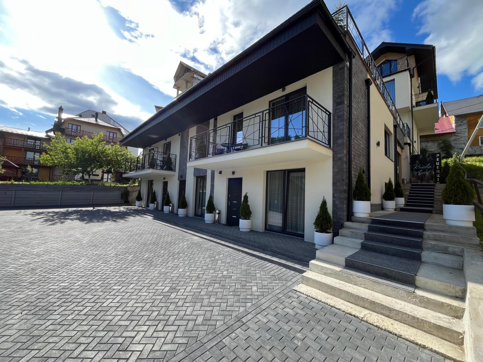 Hotel Krucha Bukoveľ Exteriér fotografie